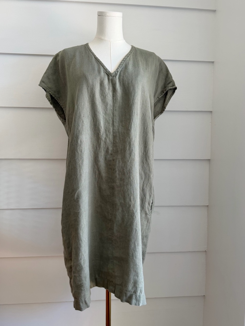 Not Perfect Linen Green V-Neck Linen Tunic Dress size S/M